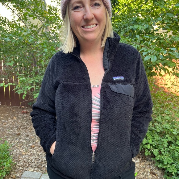 Patagonia women’s size M black full zip synchilla fleece snap pocket jacket - Picture 3 of 5